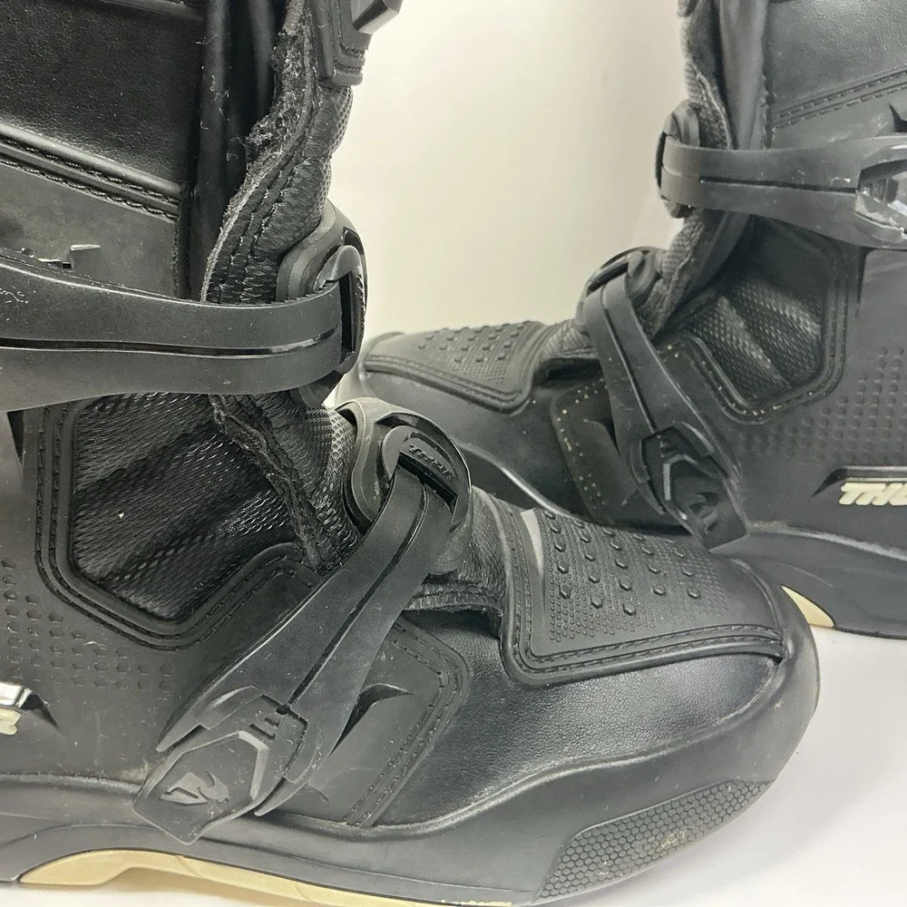 Thor Blitz XR Youth Size 4 Boots Black MX Motocross Off-Road Dirt Bike ATV